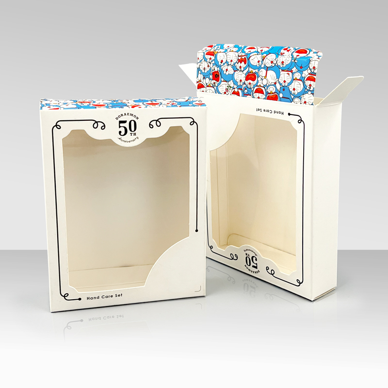 Precio de fábrica Muñeca plegable personalizada Niños Niños Caja de papel de embalaje de juguetes con ventana de PVC (1)